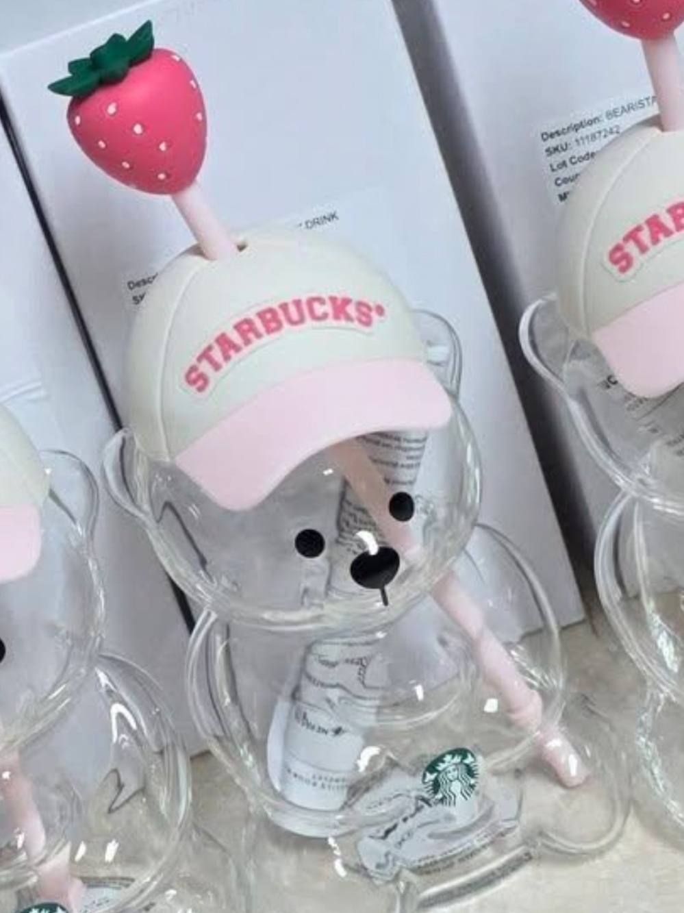 Starbucks Pink and White Bear Hat Straw glass Cup . Limited addition